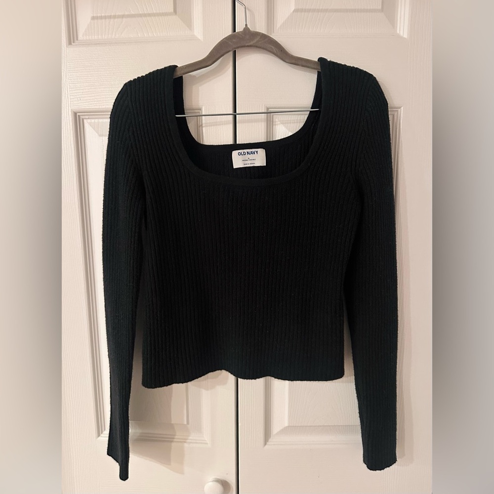 Old Navy Classic Black Sweater